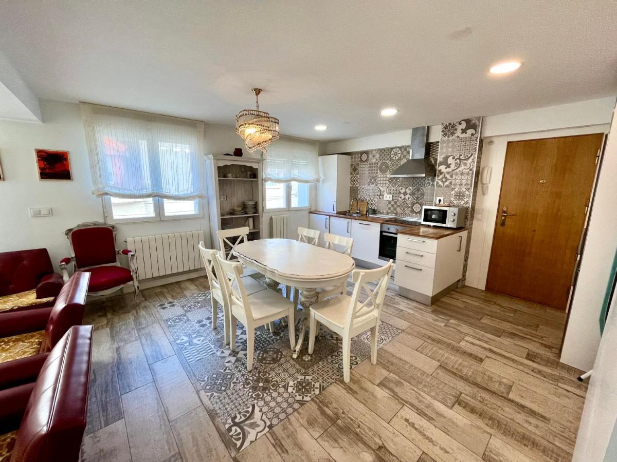 Atuaire Home Vivienda En Perfecta Ubicacion Al Lado De La Catedral De Burgo Eksteriør billede
